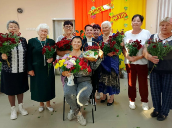 1 октября В "Клубе села Анна" прошел замечательный День добра и уважения! Атмосфера была наполнена хорошим настроением, оптимизмом и любимыми песнями.